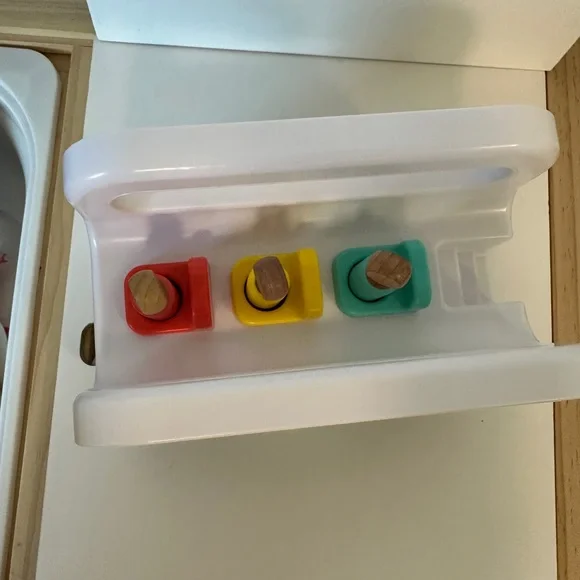 Lovevery Wooden Toy Bus with Colorful Pegs From Realistic Play Kit 19-21+ months - Picture 4 of 6